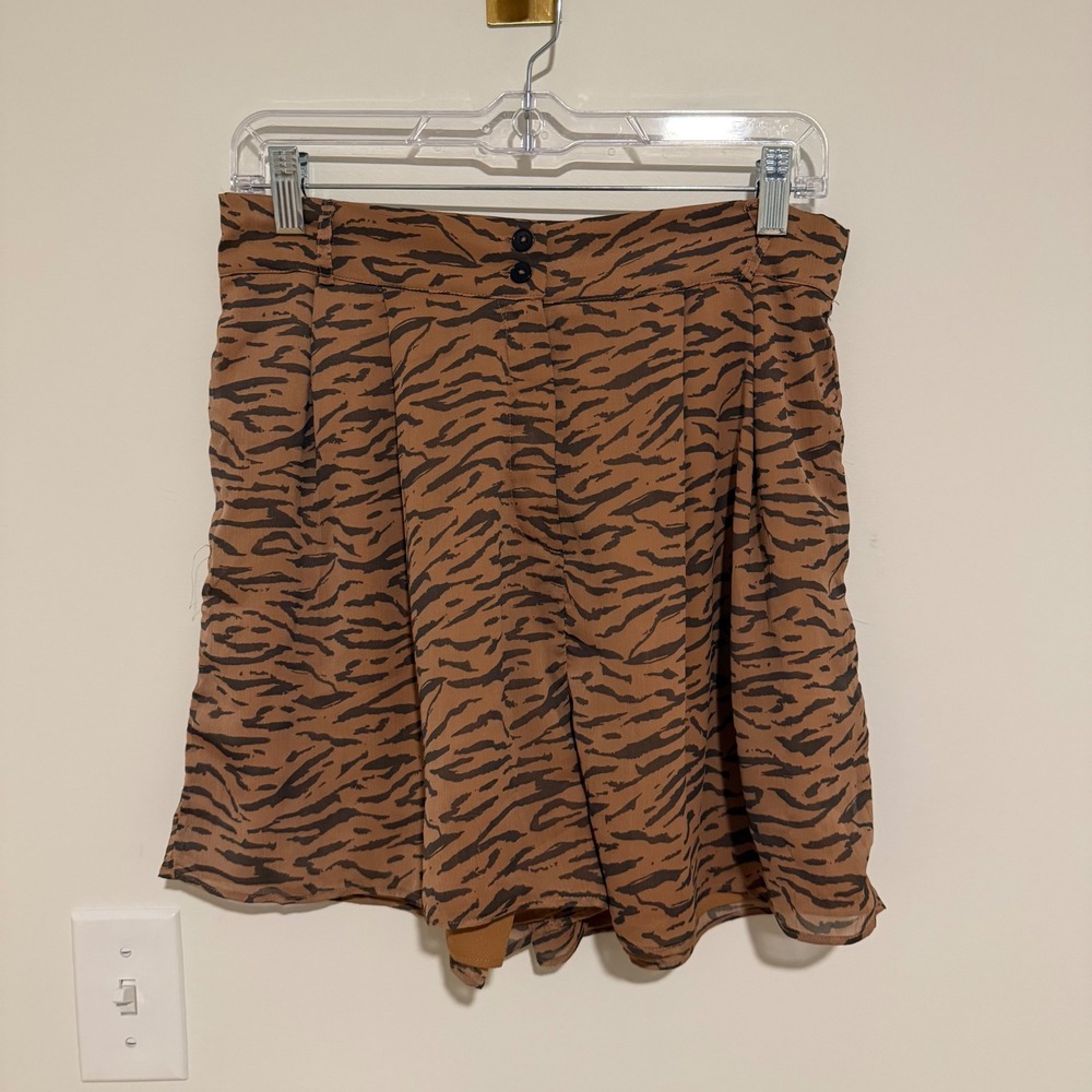 Walter Baker Brown Tiger Print Pleated High Waisted Shorts Womens Animal‎ Print